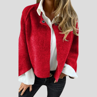 Short and stylish jacket with wide sleeves
